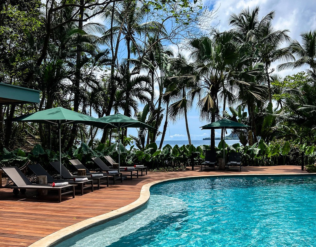 Bom Bom resort on Principe