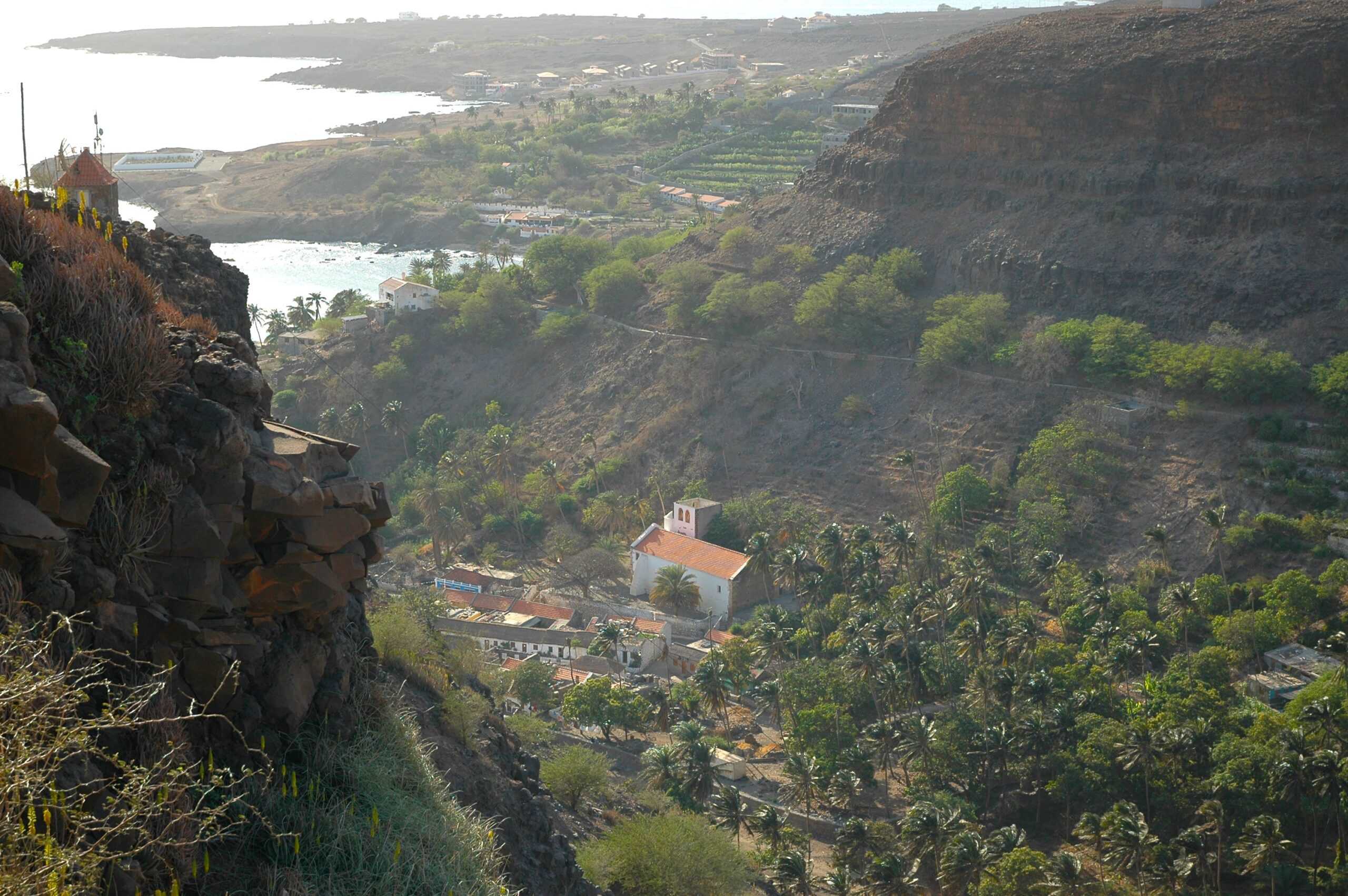 Salineiro to Cidade Velha Walk