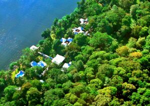 Manatus Hotel