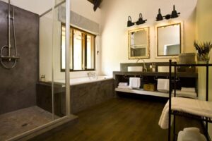 Namibia Holidays - Mushara Lodge